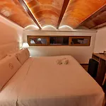 Catalina Hotel