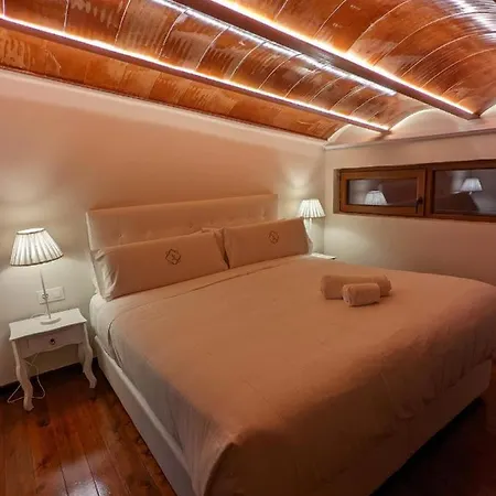 Catalina Hotel 3*