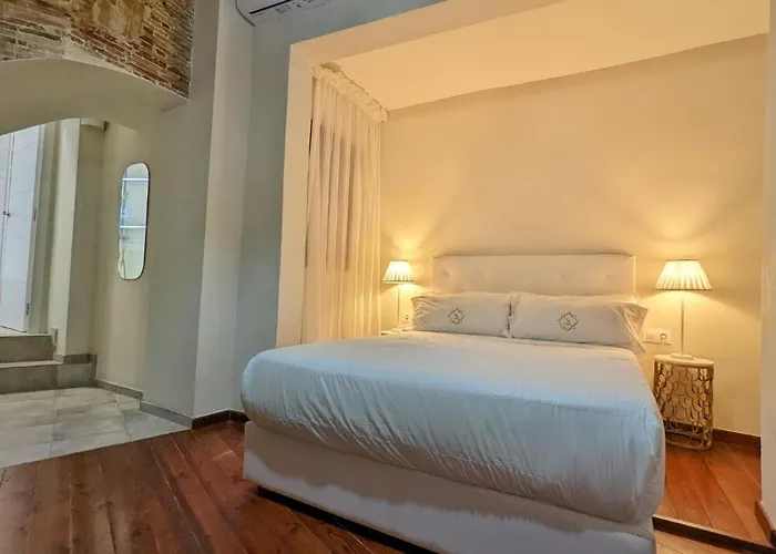 Catalina 3* Валенсия