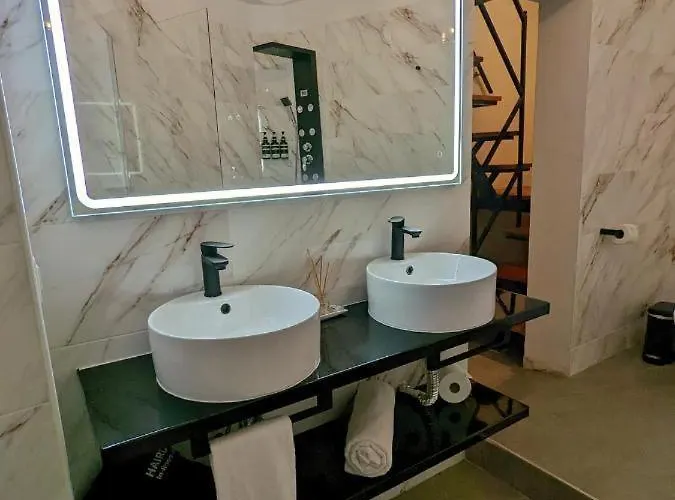 Отель Catalina 3*