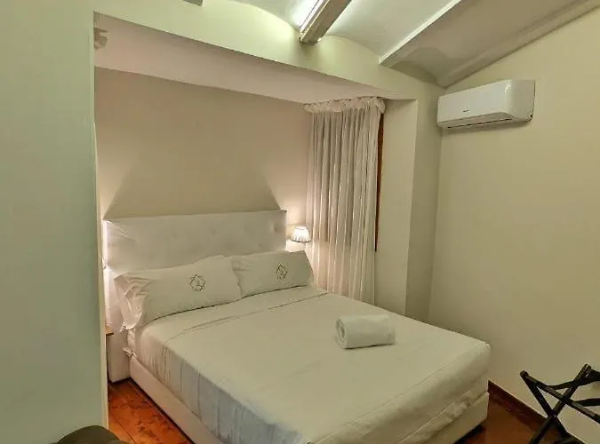 Catalina 3* Валенсия